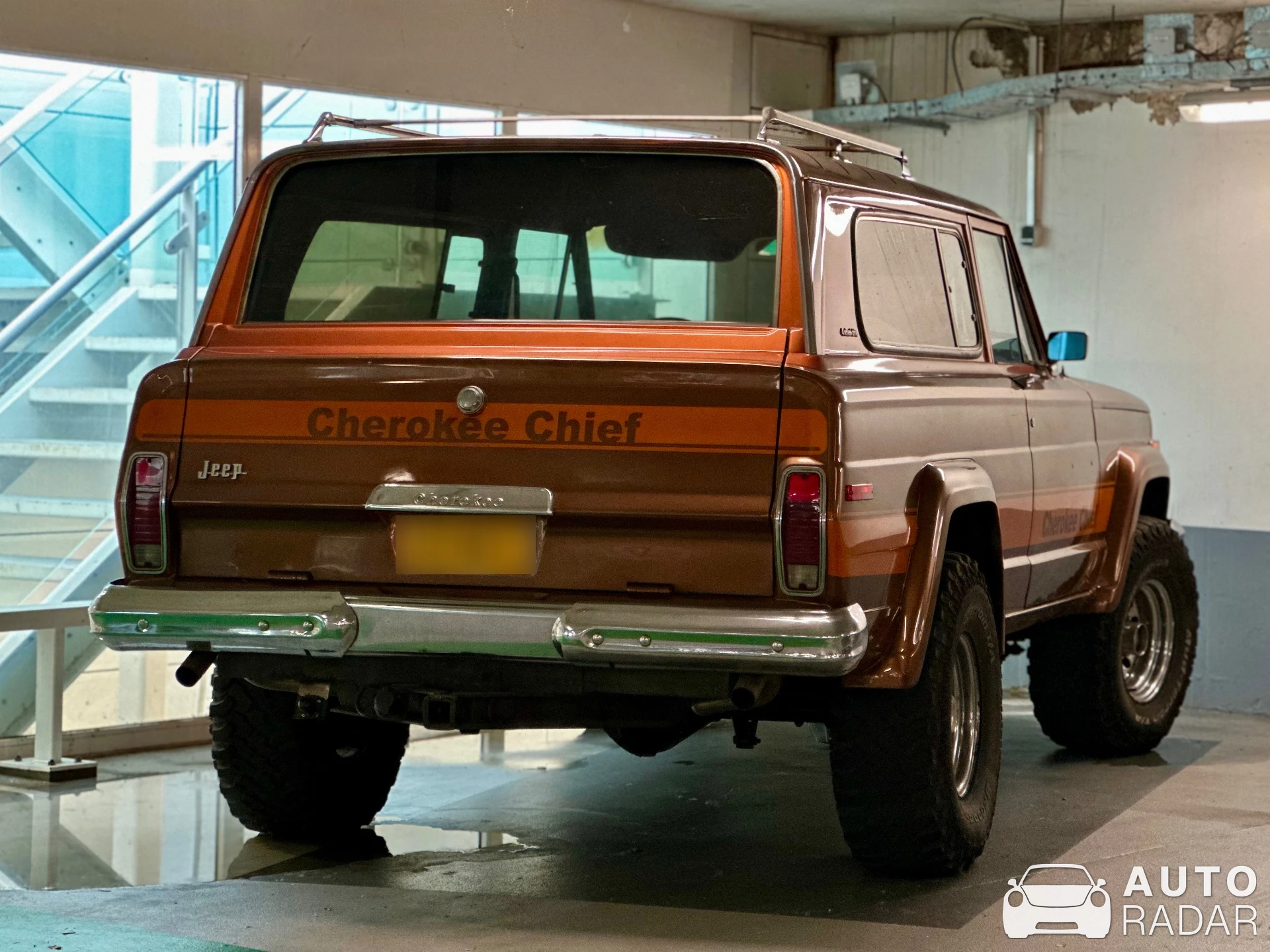 Jeep Cherokee Chief SJ spotted in Rotterdam