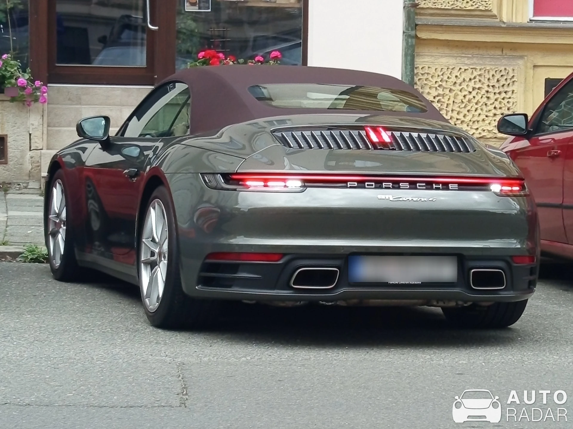 Porsche 992 Carrera 4 Cabriolet MkI spotted