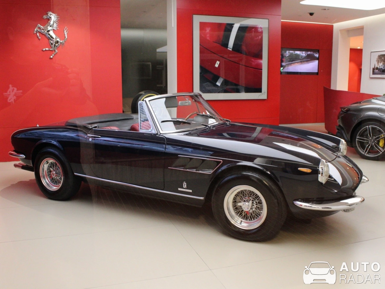 Ferrari 330 GTS spotted in Monaco