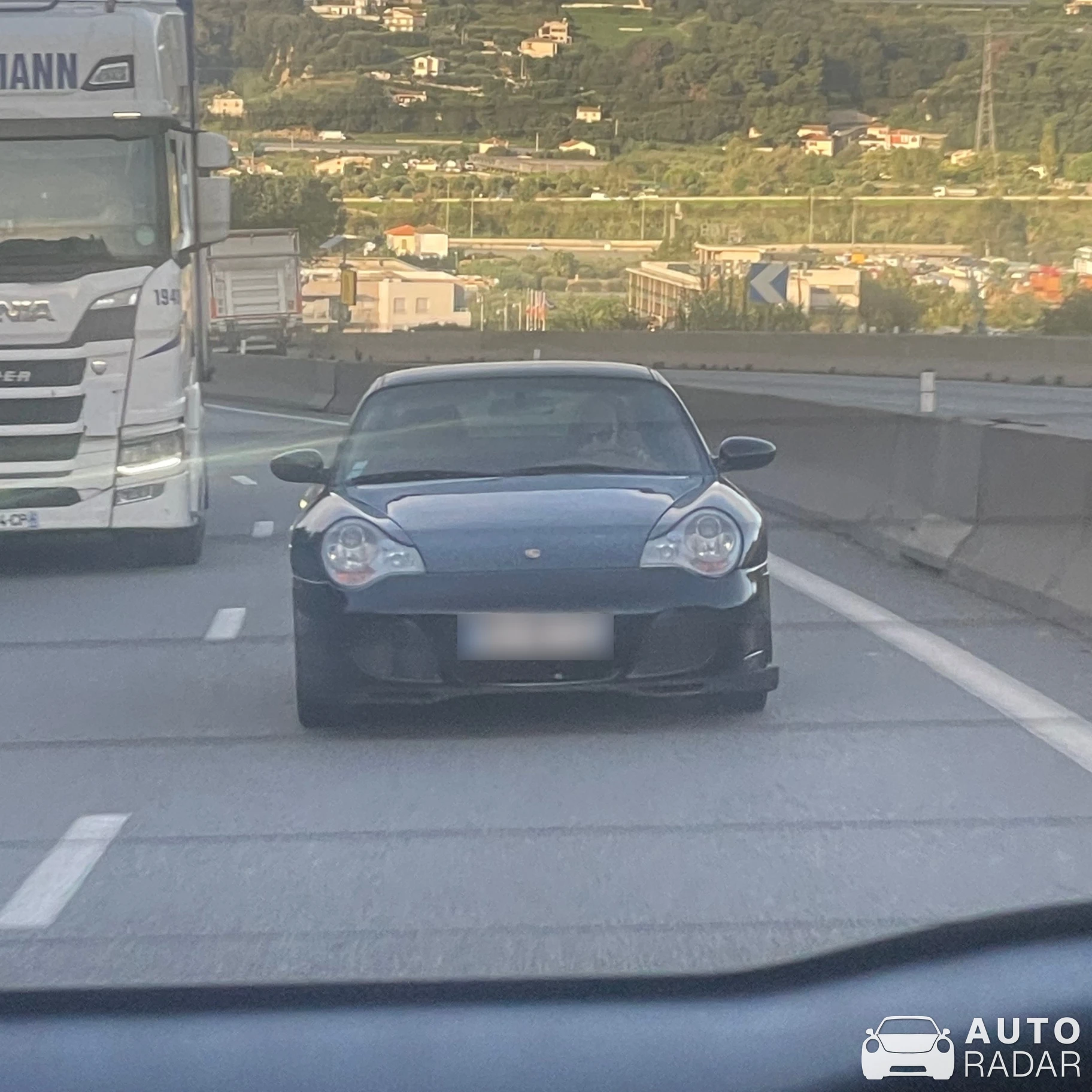Porsche 996 Carrera spotted in Nice, France
