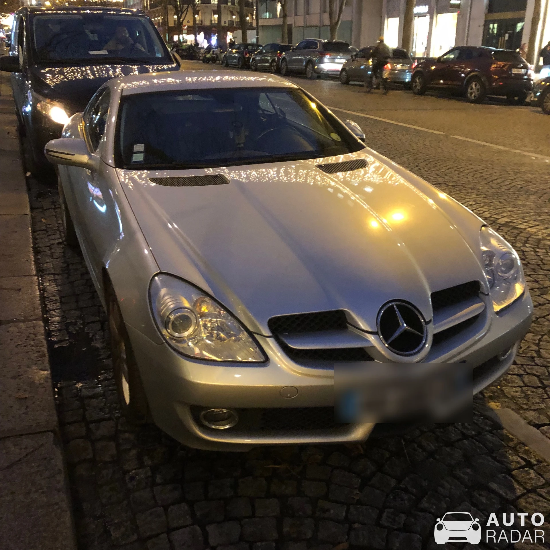 Mercedes-Benz SLK-Klasse spotted in Paris, France