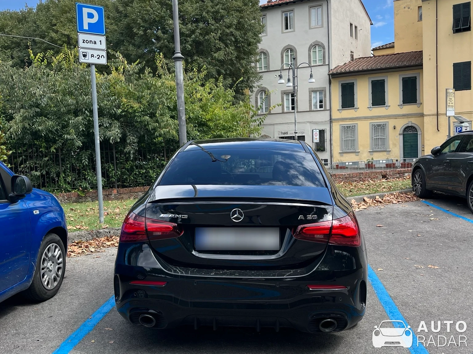Mercedes-AMG GLA 35 spotted in Lucca