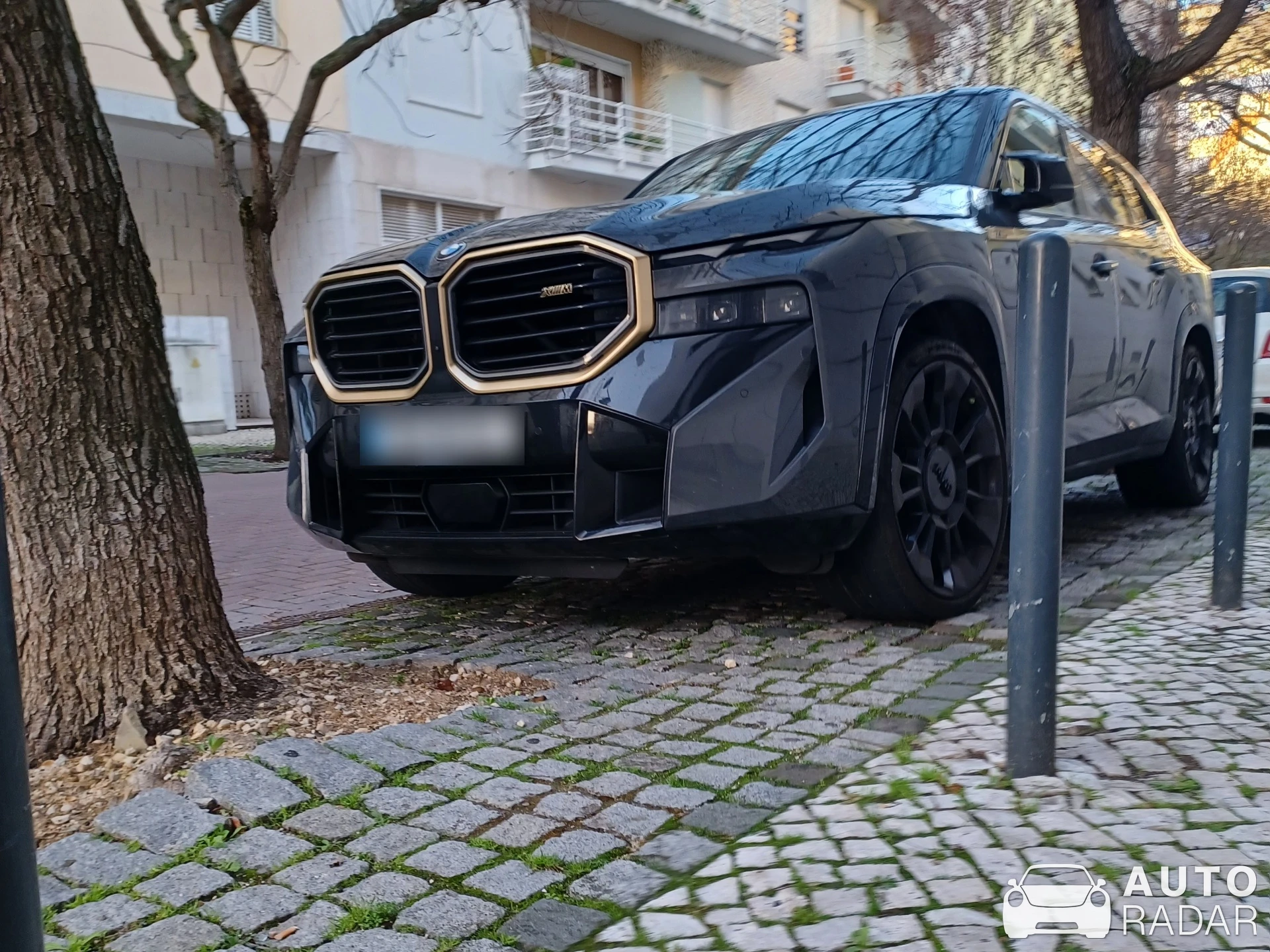 BMW XM G09 spotted in Lisboa, Portugal