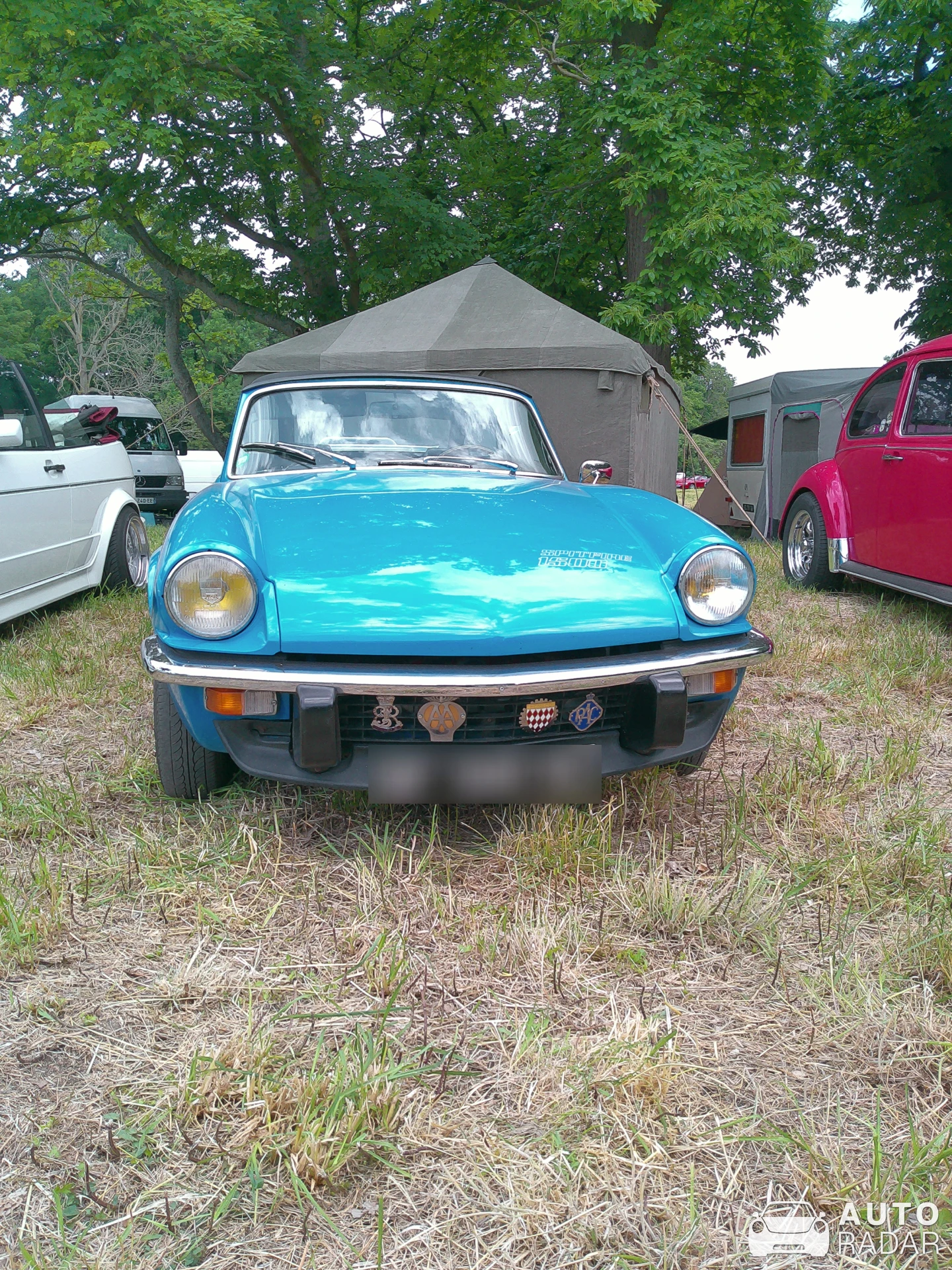 Triumph Vitesse spotted in Roost-Warendin