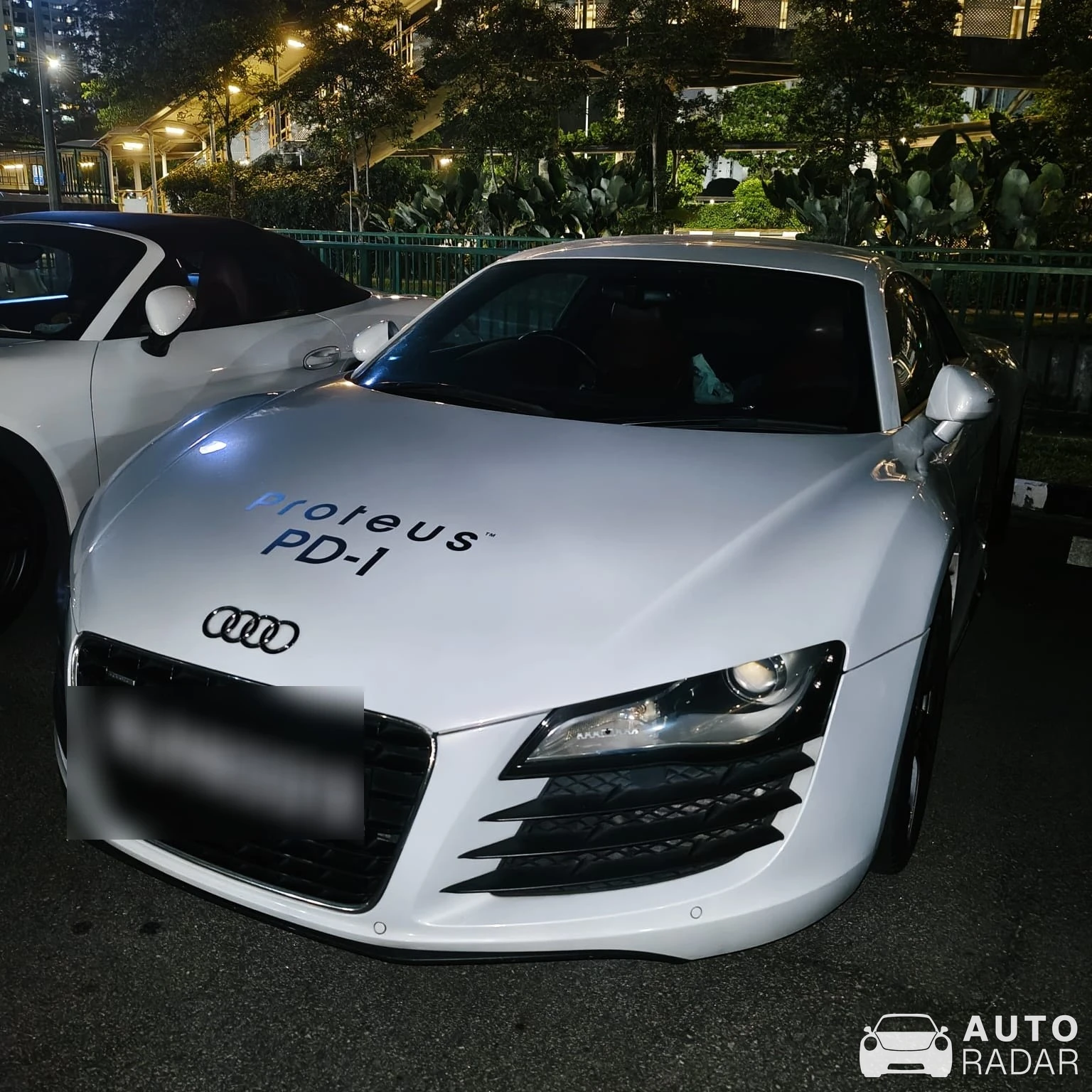 Audi R8 V8 Spyder spotted in Singapore, Singapore