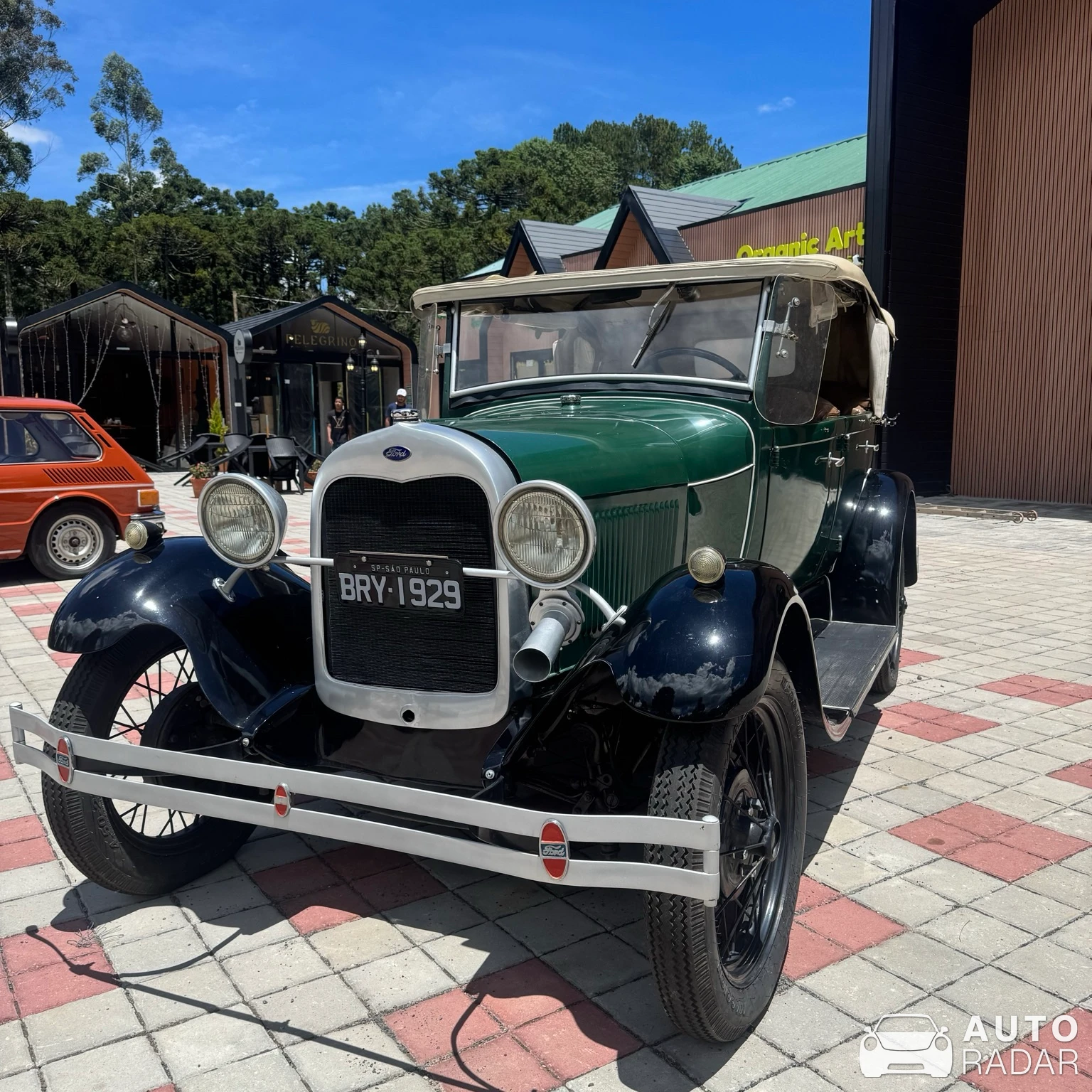 Ford Model A 1927 spotted in Camanducaia, Brasil