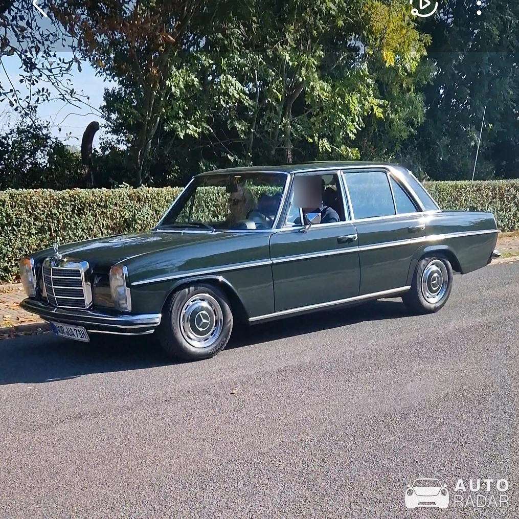 Mercedes-Benz 280 W115 spotted in Wilhelmshaven