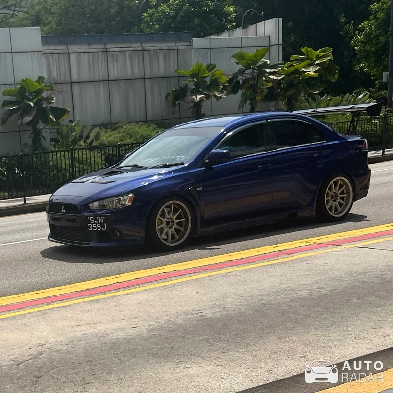 Mitsubishi Lancer Evolution X RS spotted in Singapore
