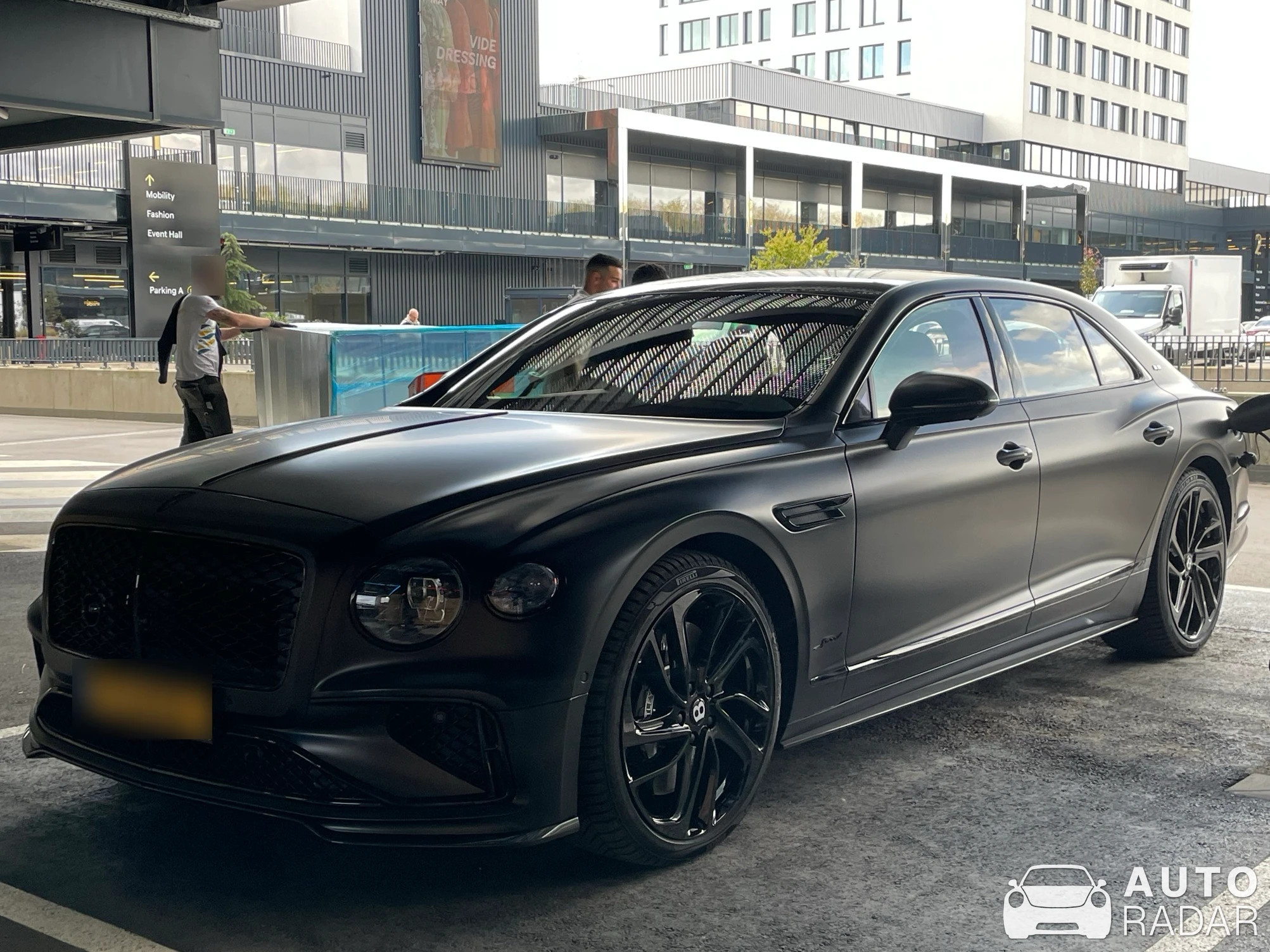 Bentley Flying Spur Hybrid S spotted in Reckange-sur-Mess