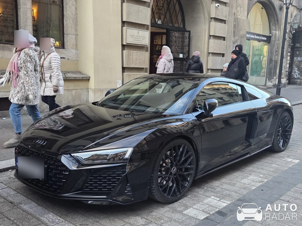 Audi R8 V10 spotted in Kraków, Poland