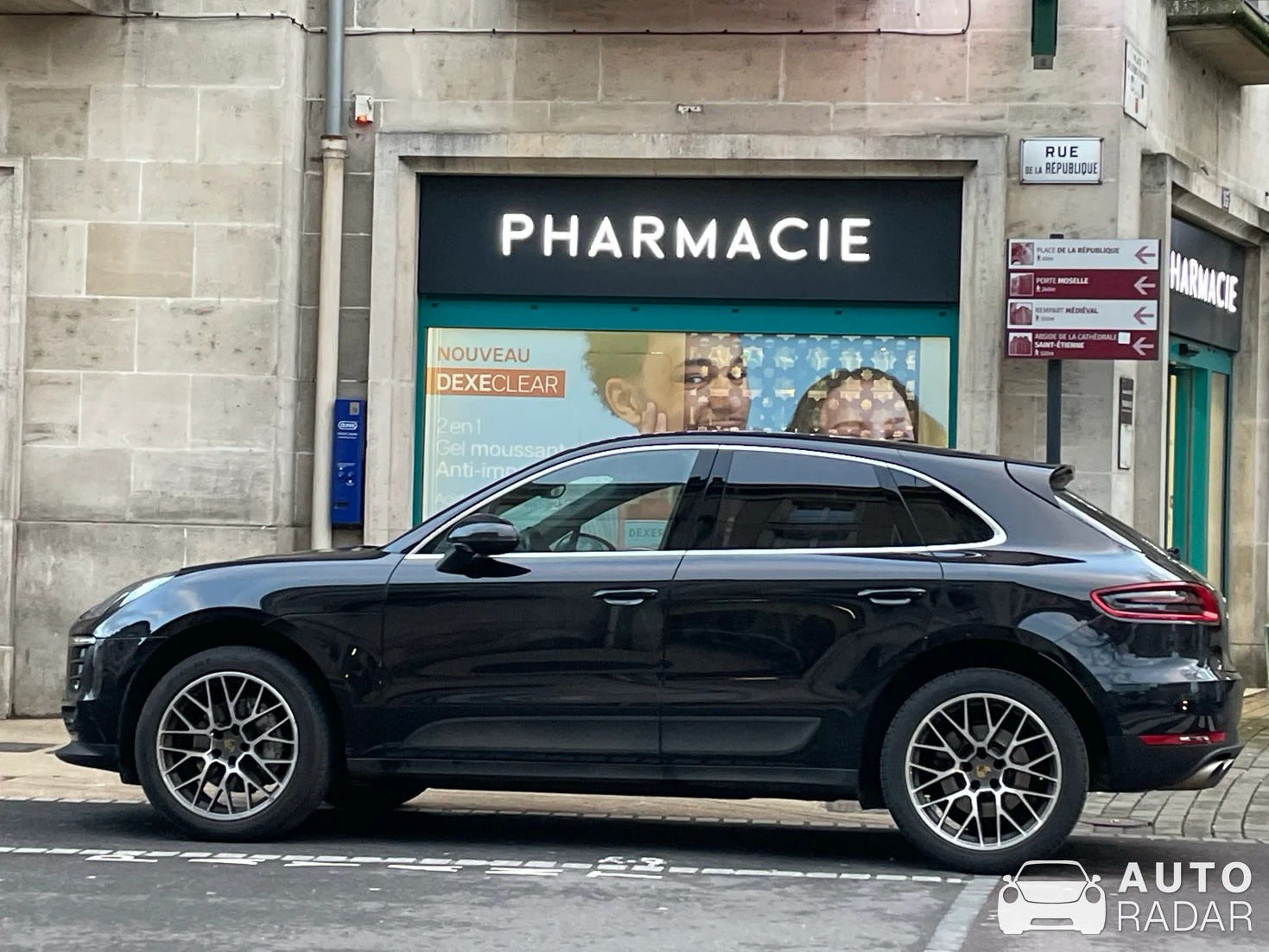 Porsche Macan spotted in Toul, France