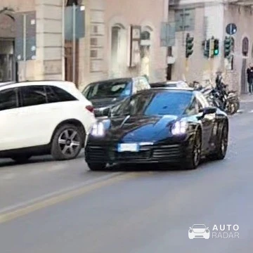 Porsche 992 Carrera S MkI spotted in Bari, Italy