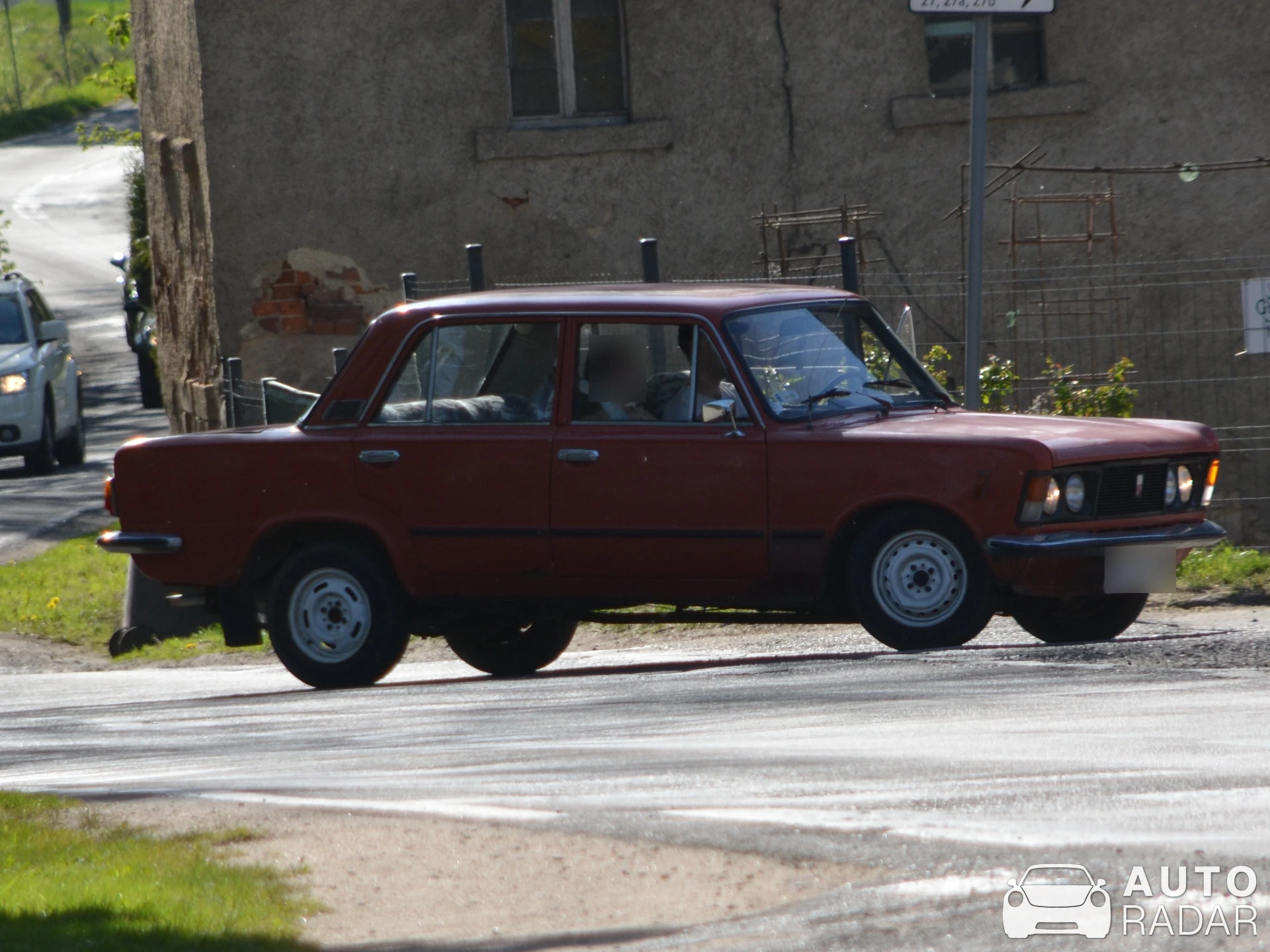 Polski Fiat 125p spotted in Bielanka
