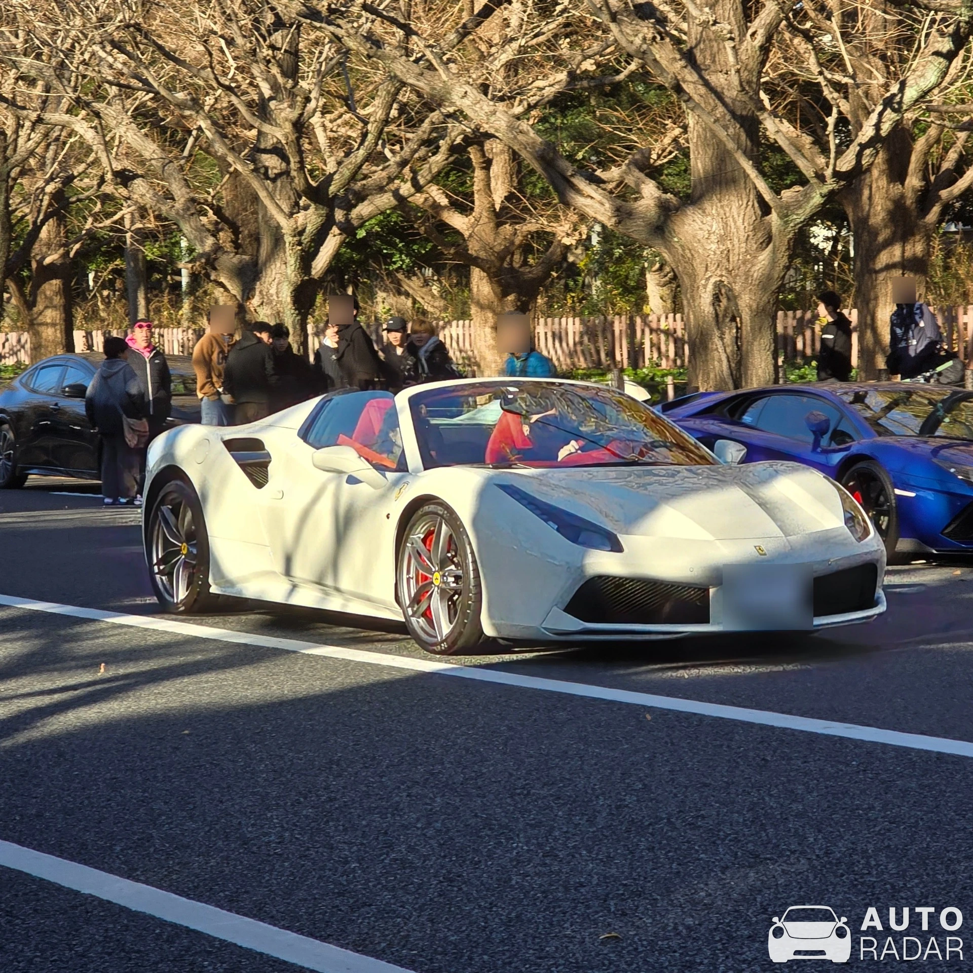 Ferrari 488 Spider spotted in Minato City, 일본