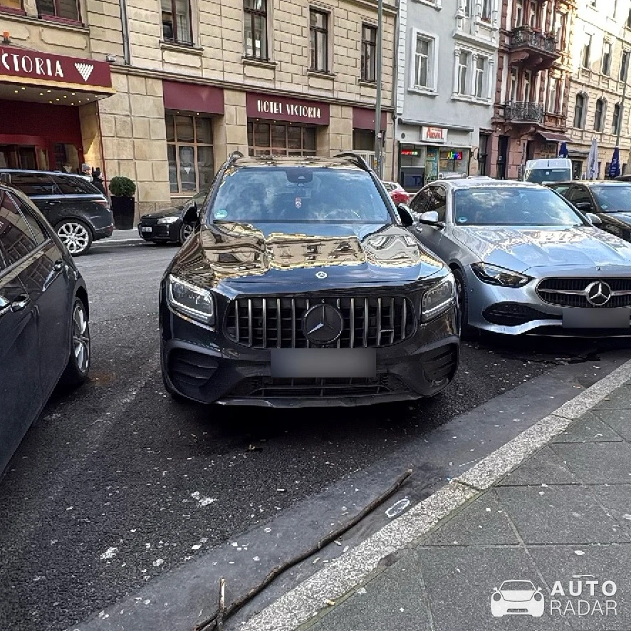 Mercedes-AMG GLB 35 X247 spotted in Frankfurt am Main, Deutschland