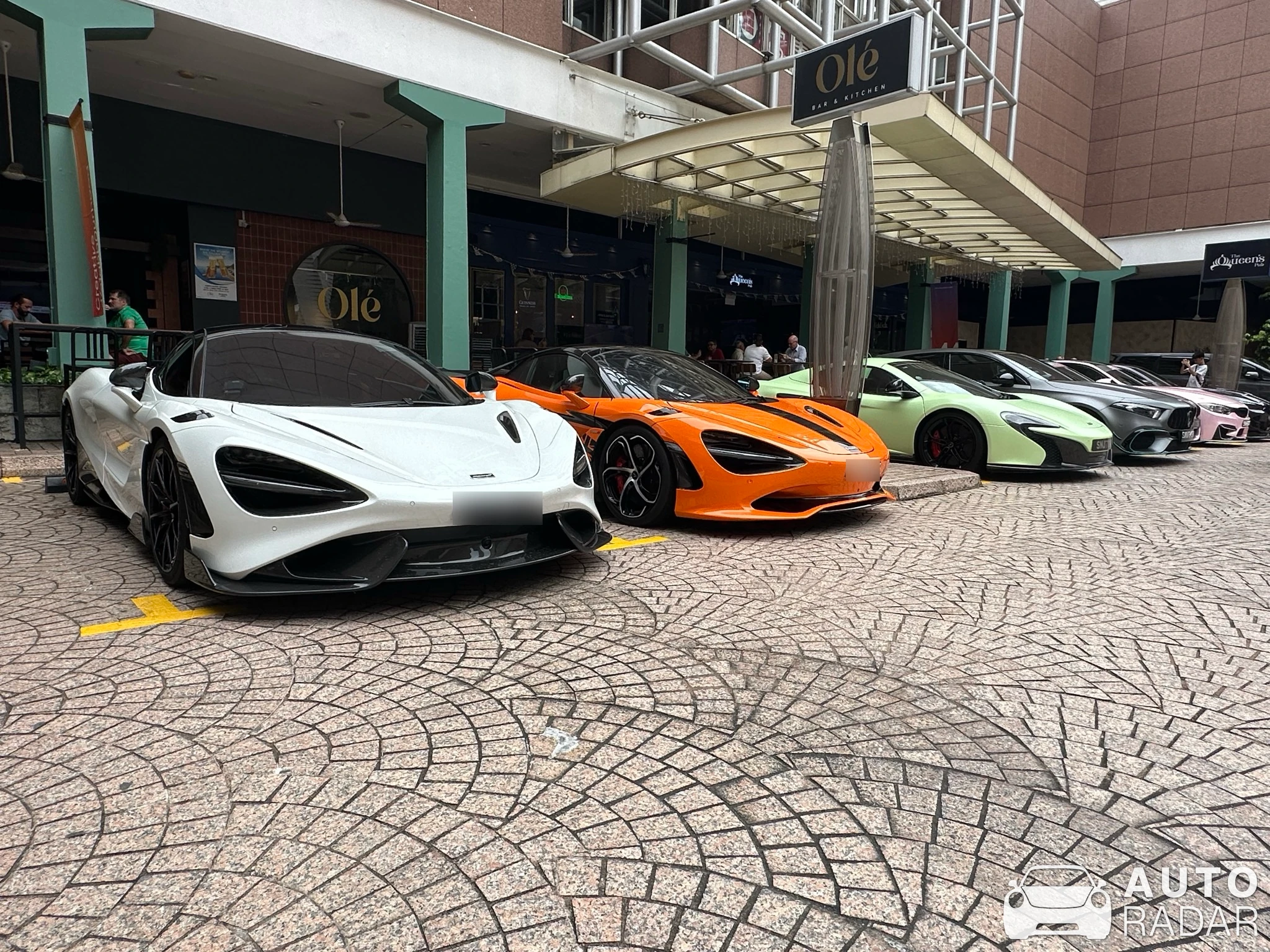 McLaren 765LT spotted in Singapore, Singapore