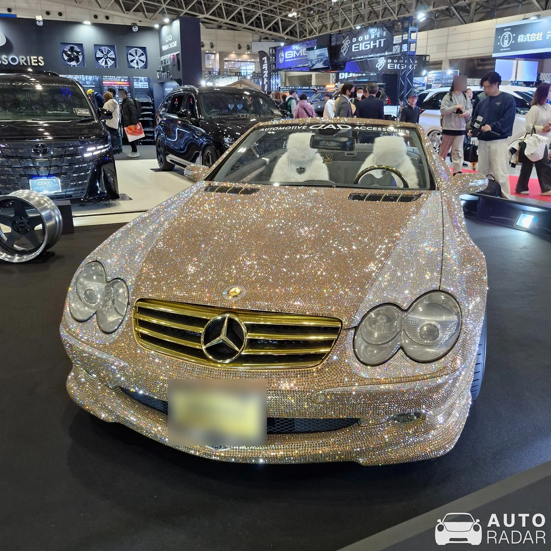 Mercedes-Benz SL 600 R230 spotted in Sumida City, Japan