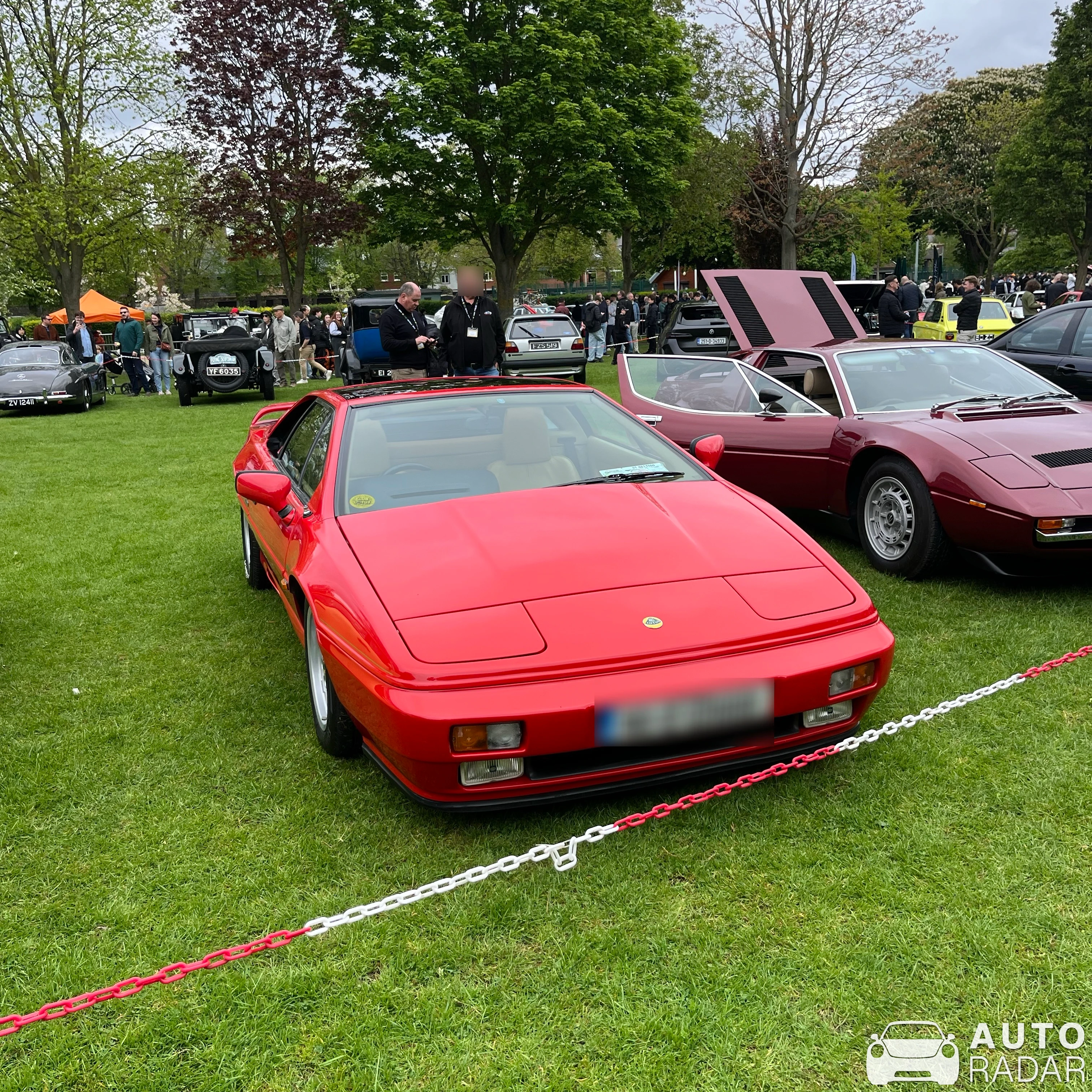 Lotus Esprit Turbo SE spotted in Drogheda