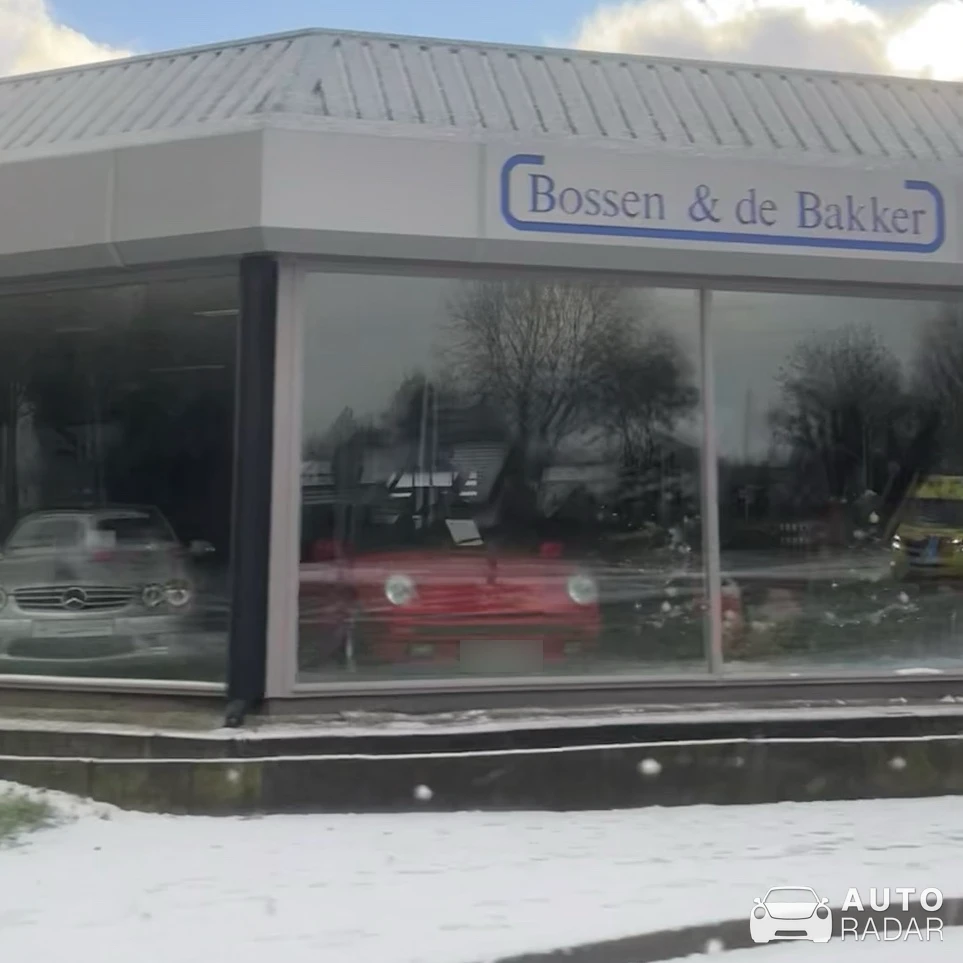 Porsche 911 Carrera 3.2 spotted in Noord-Scharwoude, Nederland