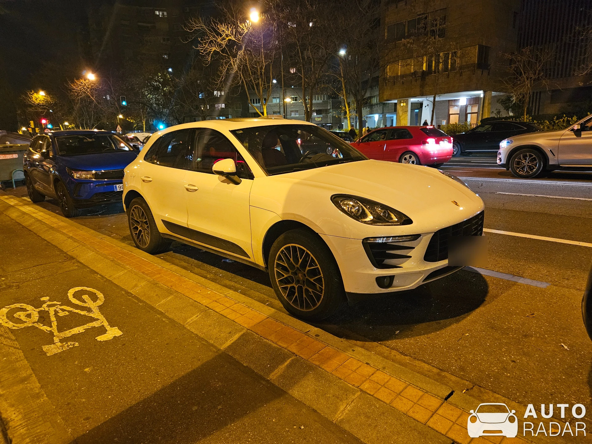 Porsche Macan S spotted in Zaragoza, España
