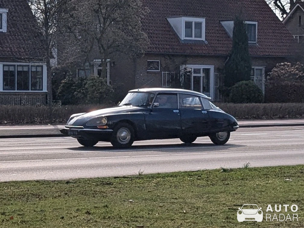Citroën DS 23 spotted in Hengelo