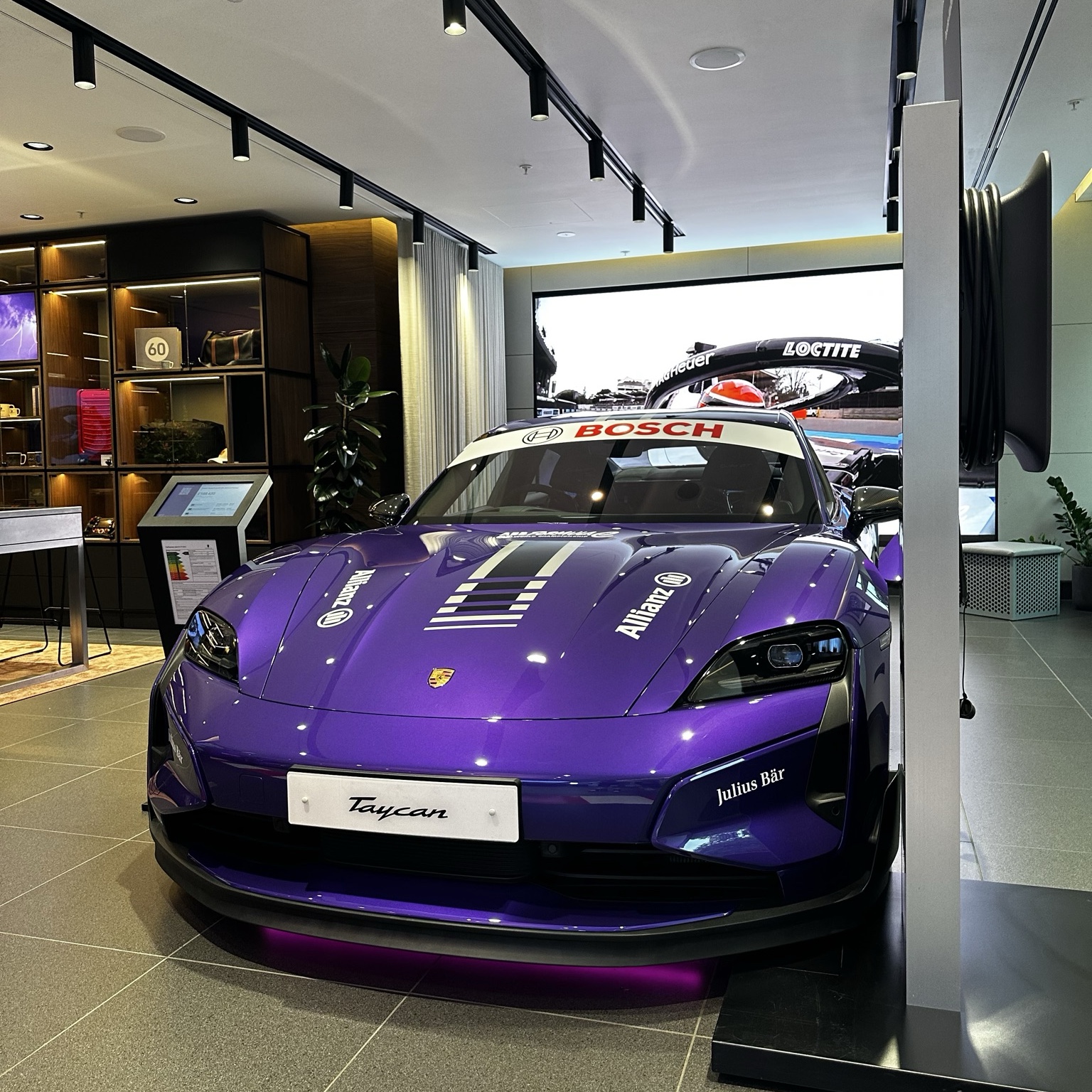 Porsche Taycan Turbo GT Weissach