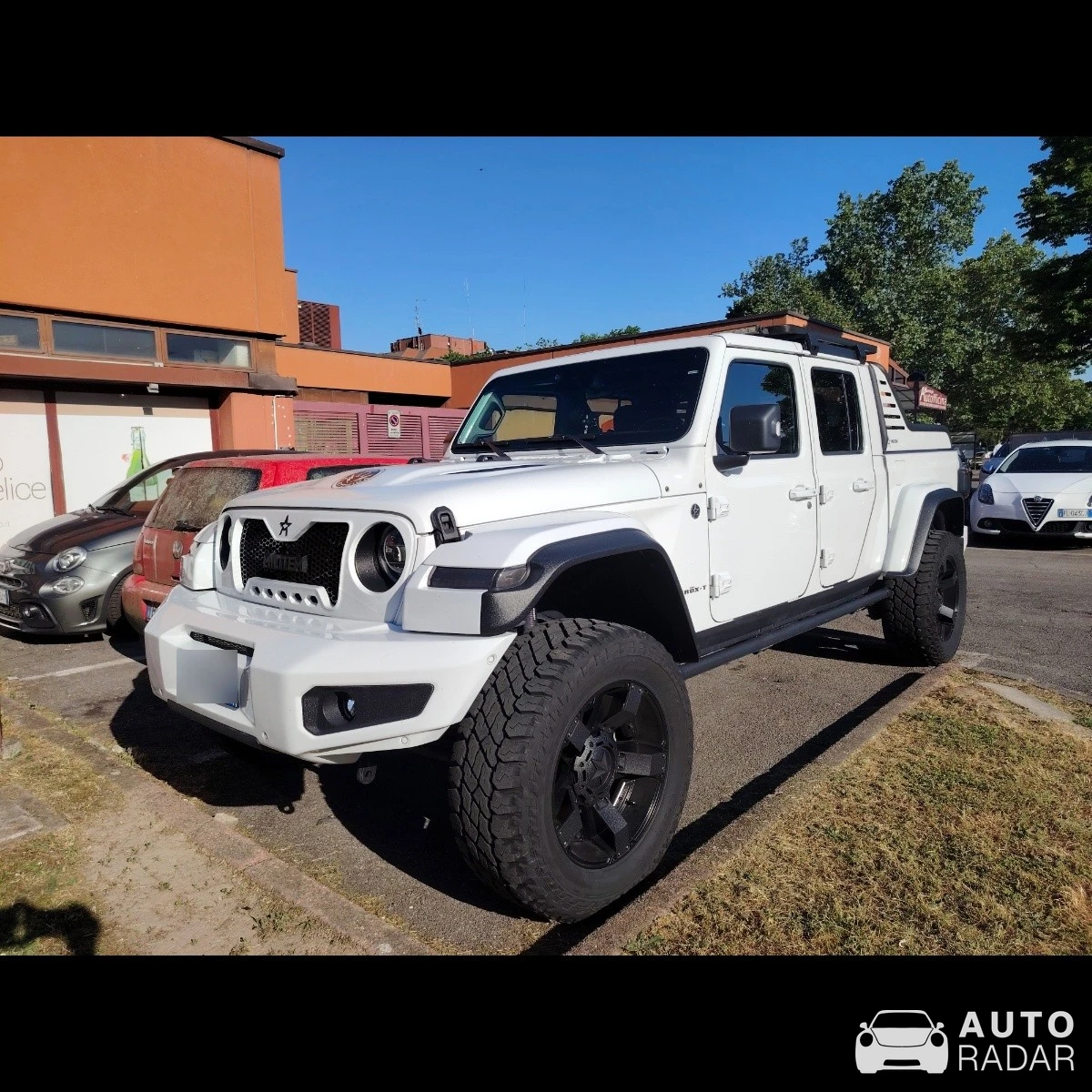 Jeep Wrangler Rubicon Militem Ferox 500 spotted in Basiglio