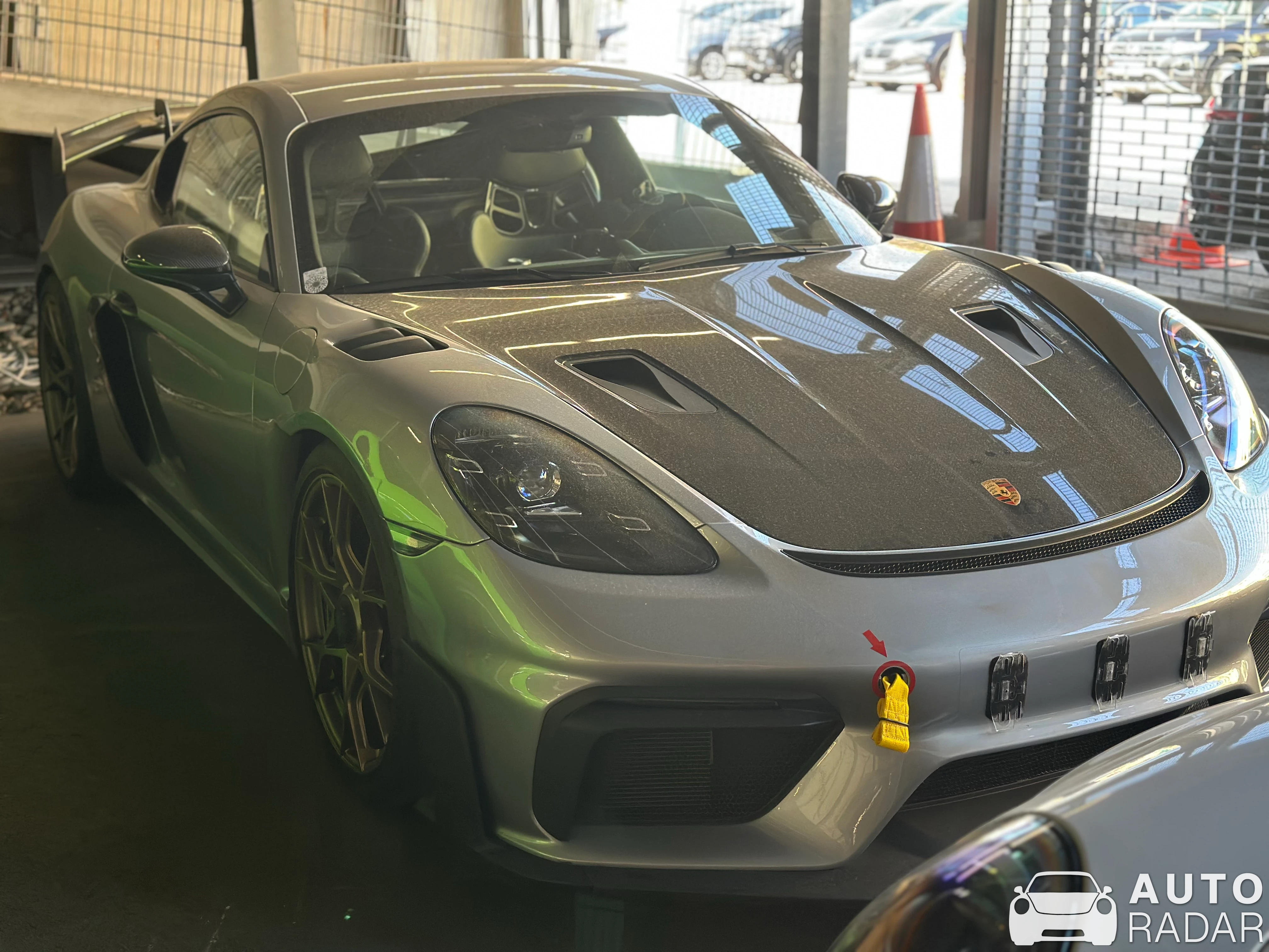 Porsche 718 Cayman GT4 RS MR spotted in Wien
