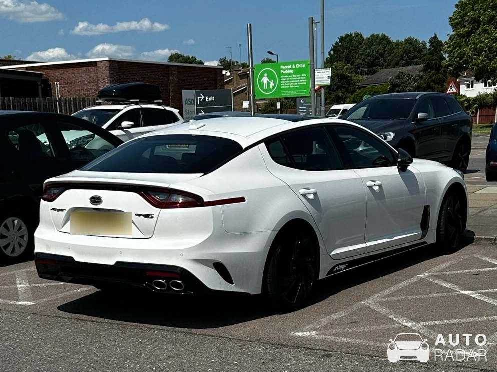 Kia Stinger GT-Line S spotted in Little Baddow