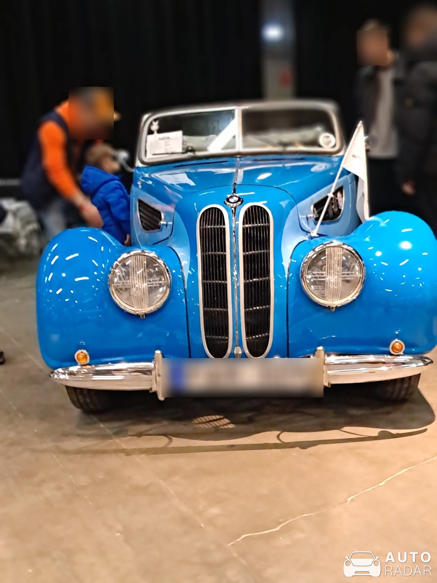 BMW 327 spotted in Vilnius