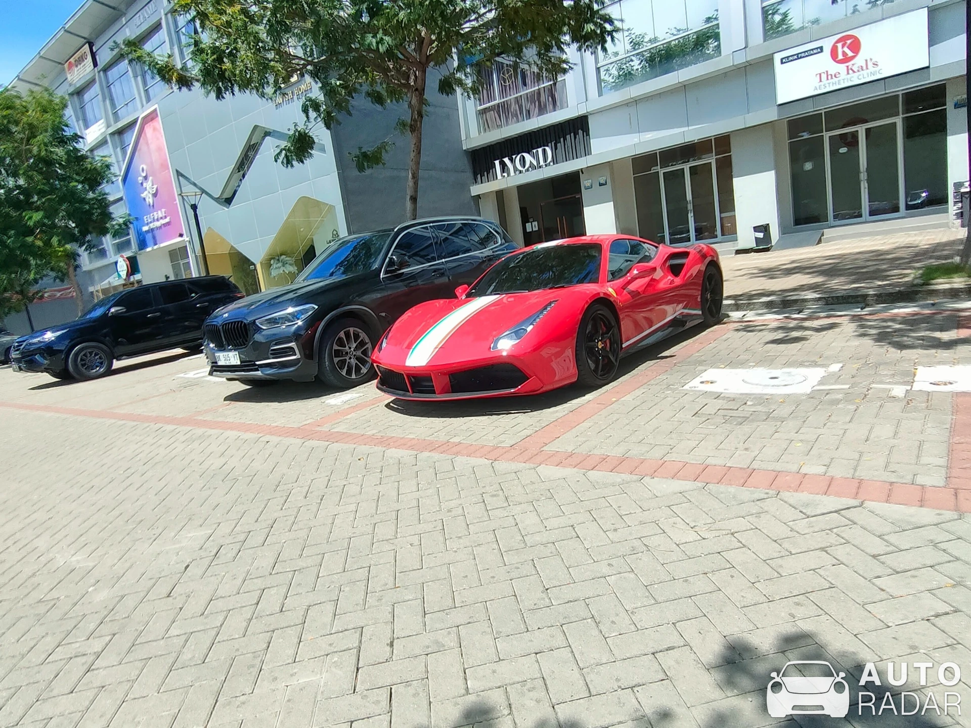 Ferrari 488 GTB spotted in Jakarta Utara, Indonesia