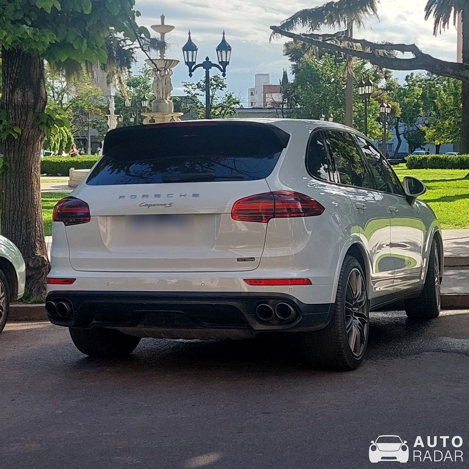 Porsche Cayenne S spotted in San Nicolás de los Arroyos, Argentina