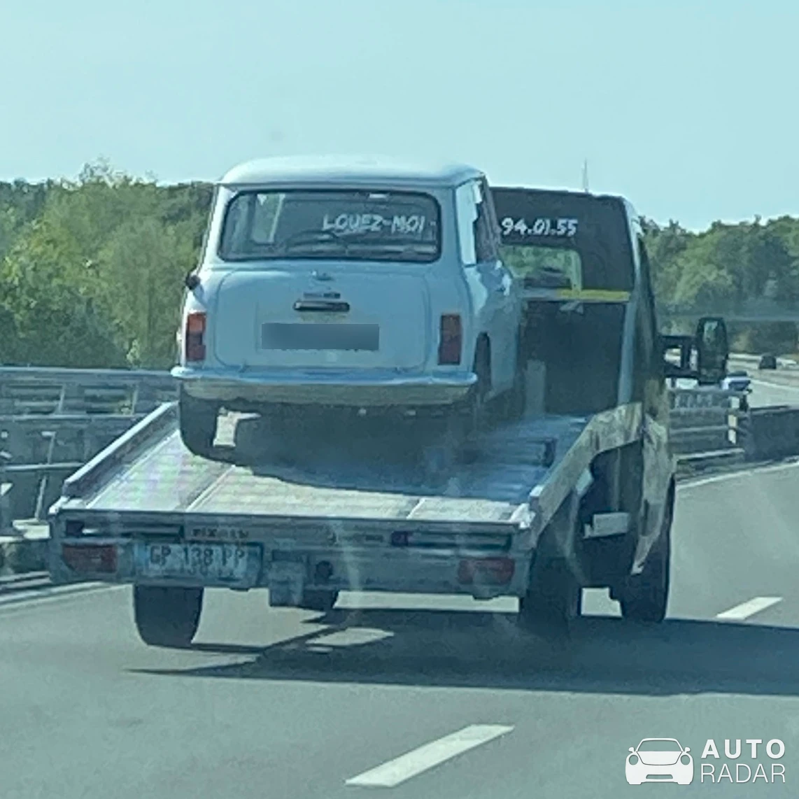 Mini Cooper spotted in Romorantin-Lanthenay
