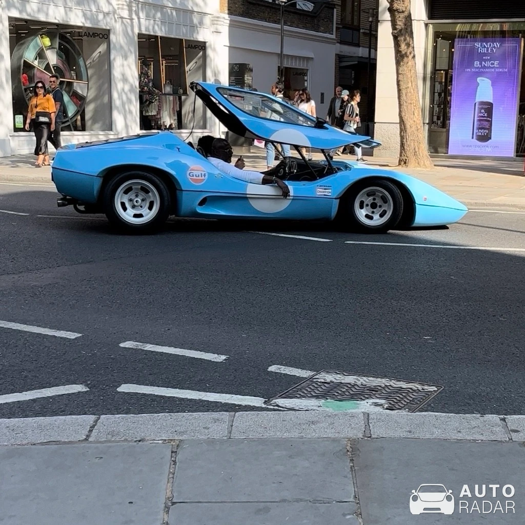 De Tomaso Mangusta 1967-1971 spotted