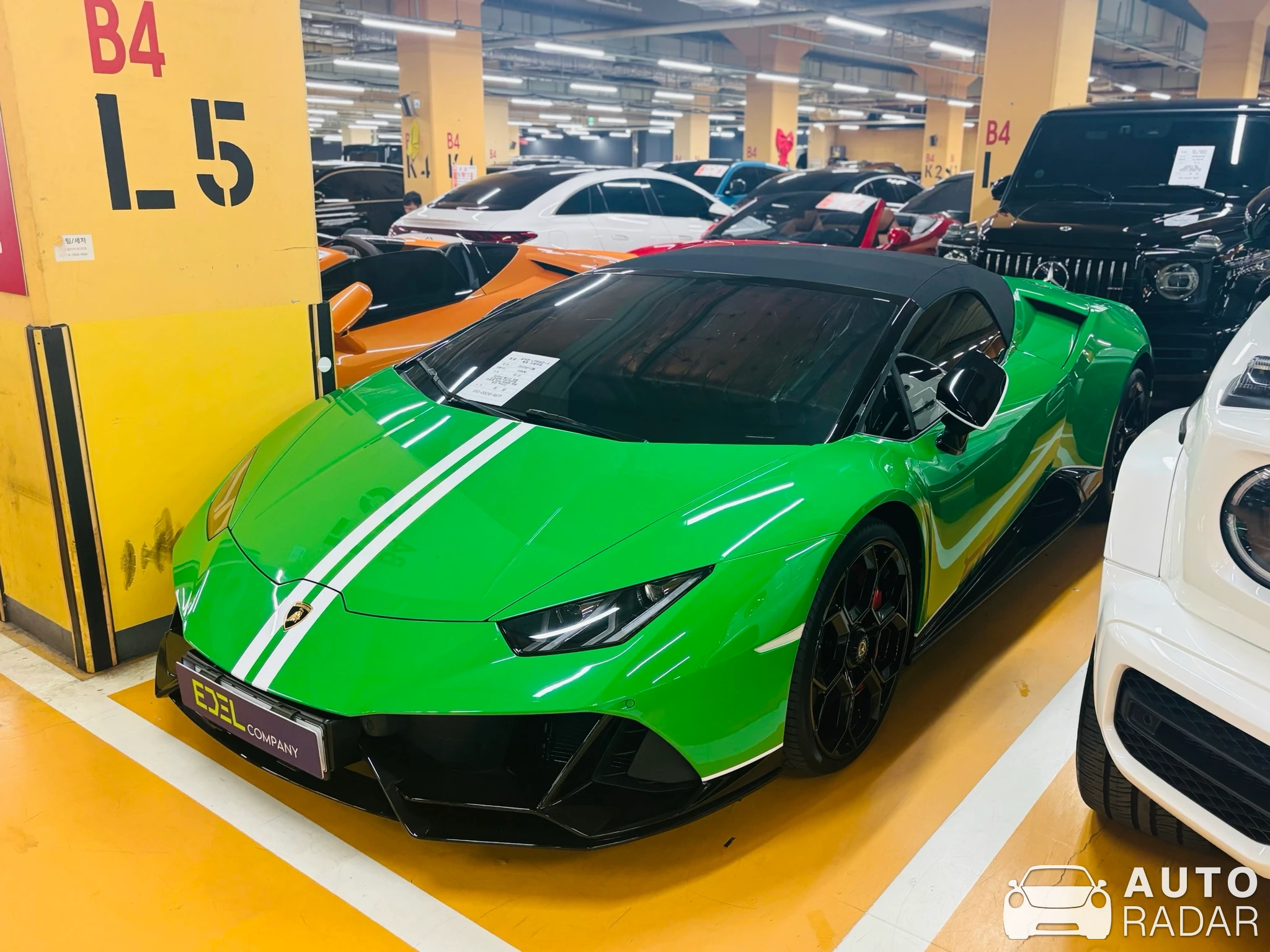 Lamborghini Huracán LP640-4 EVO Spyder 60th Anniversary spotted
