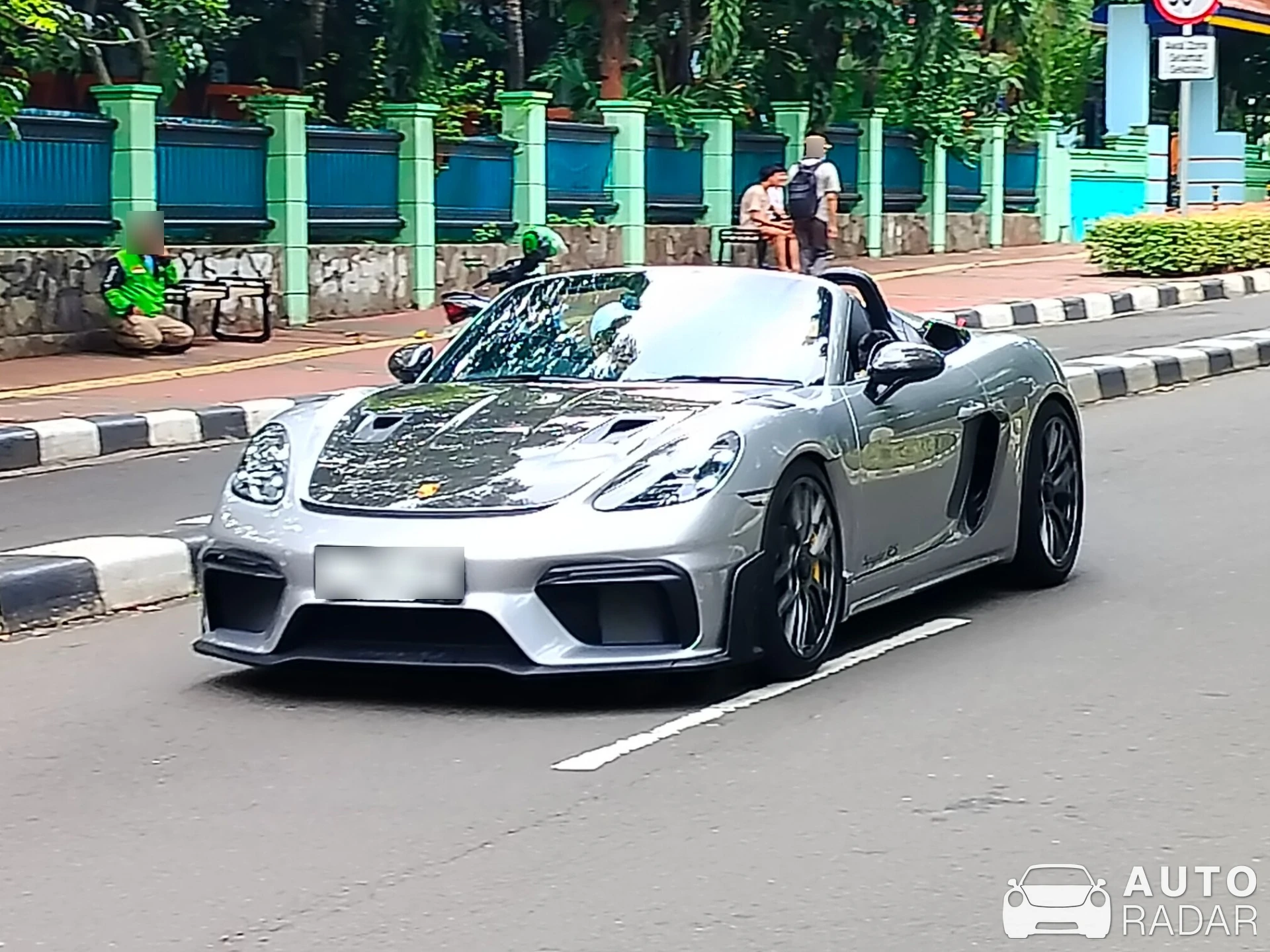 Porsche 718 Spyder RS spotted in Kota Jakarta Selatan, Indonesia