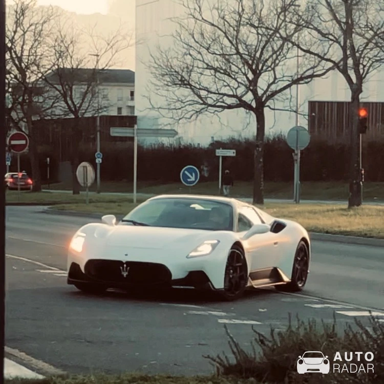 Maserati MC20 spotted in Orléans, France
