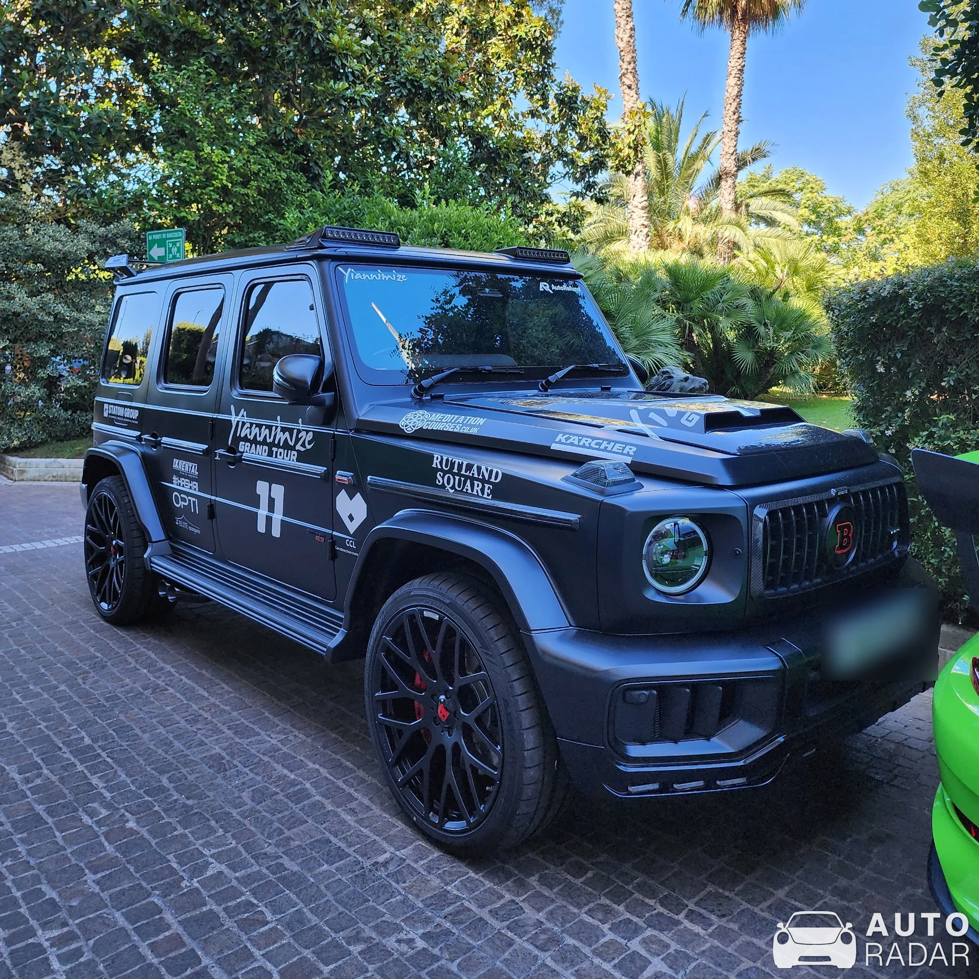 Mercedes-AMG G 63 W463 2018 Manhart G700 Inferno spotted in Roma, Italy