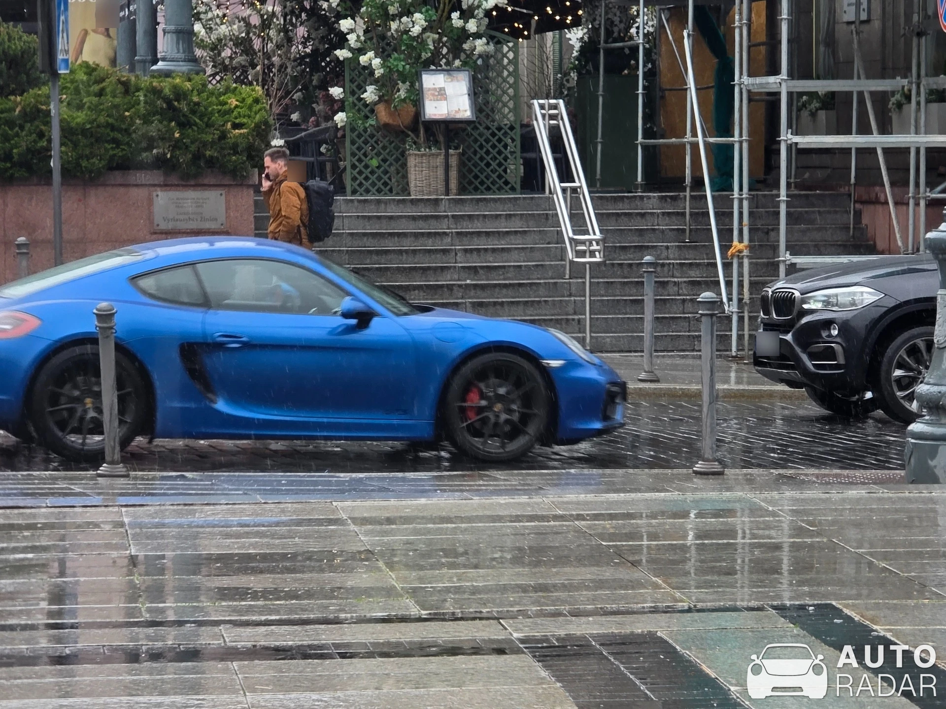 Porsche 981 Cayman GTS spotted in Vilnius, Lithuania