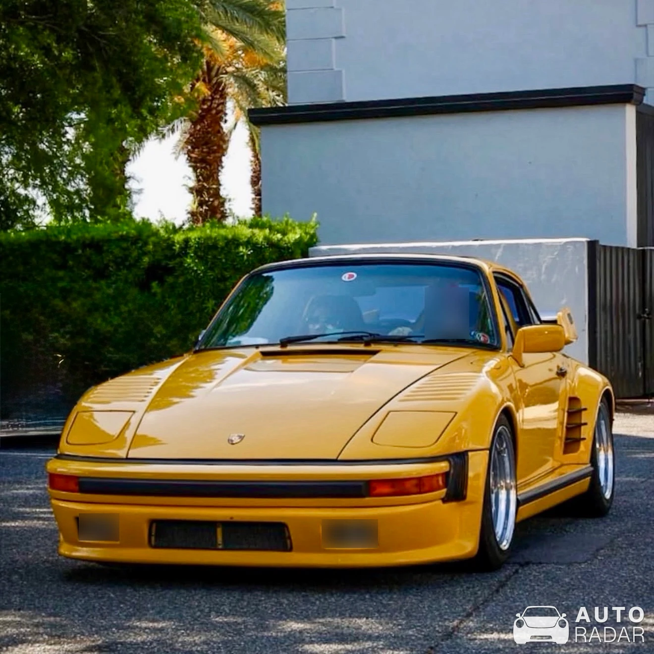 Porsche 930 Turbo spotted in Tavares