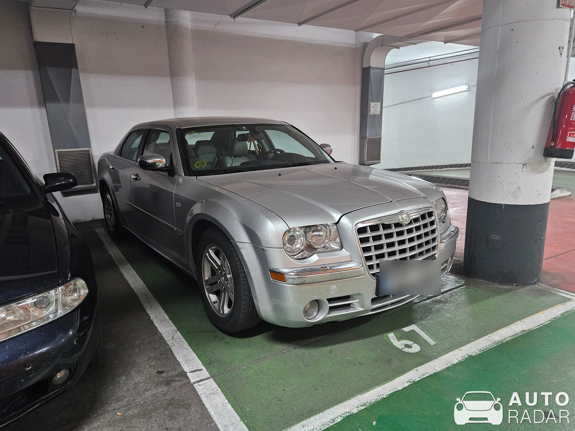 Chrysler 300C CRD SRT spotted in Zaragoza
