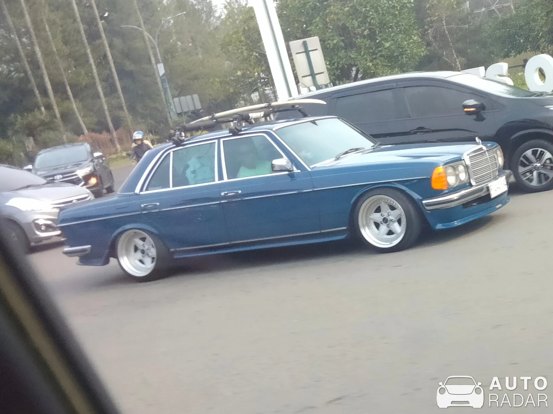 Mercedes-Benz 230E W123 spotted in Bogor Regency, Indonesia