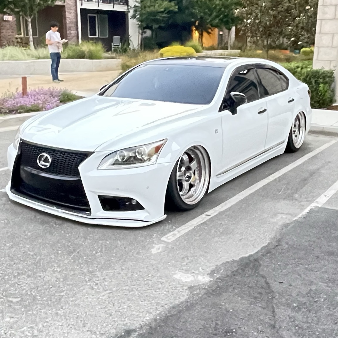 Lexus LS 460