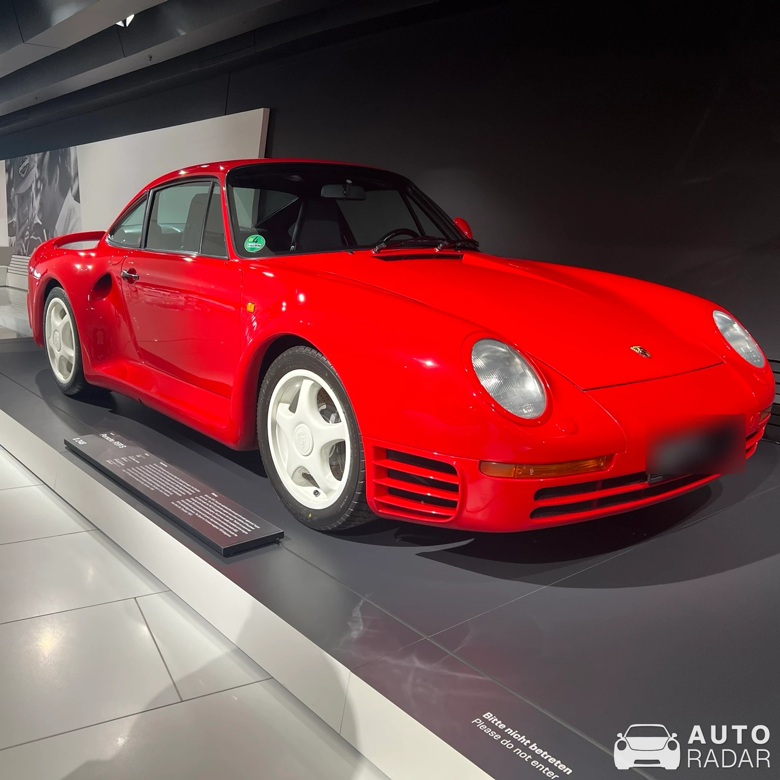 Porsche 959 S spotted in Stuttgart