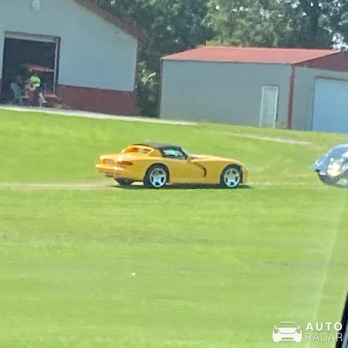 Chrysler Viper RT/10 1992 spotted in Cookeville, United States