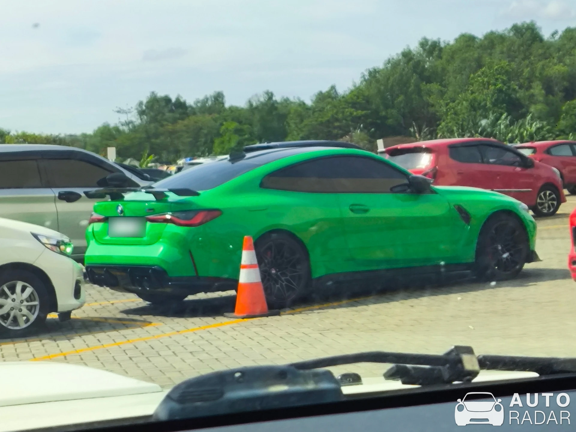 BMW M4 G82 Coupé Competition spotted in Jakarta Utara, Indonesia
