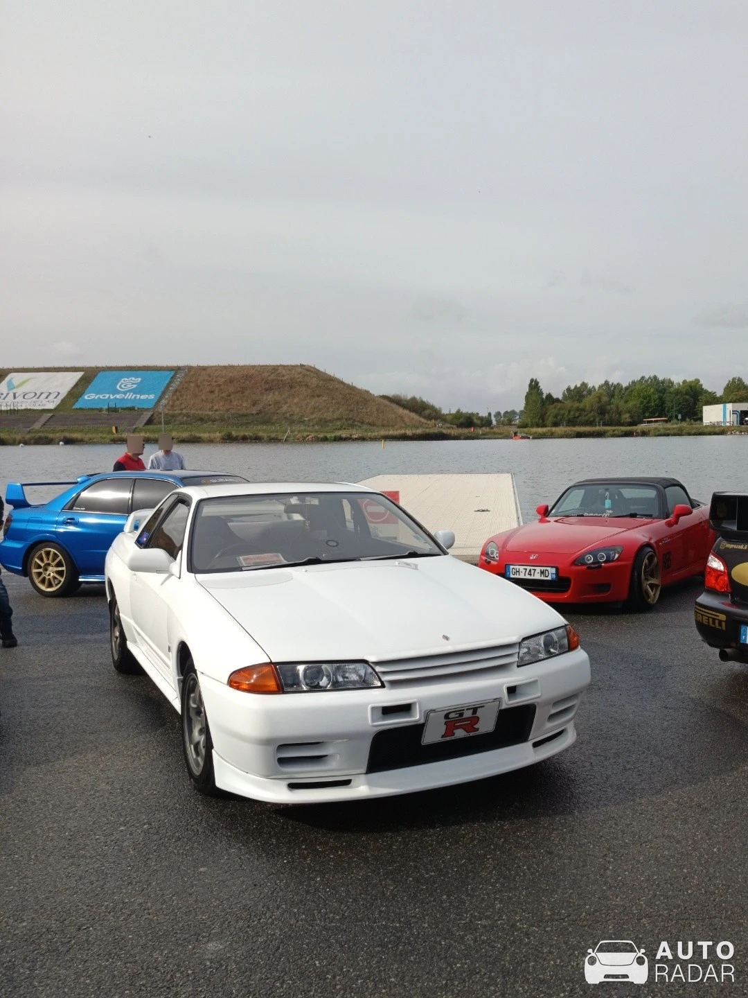 Nissan Skyline R32 GT-R V-Spec spotted in Gravelines