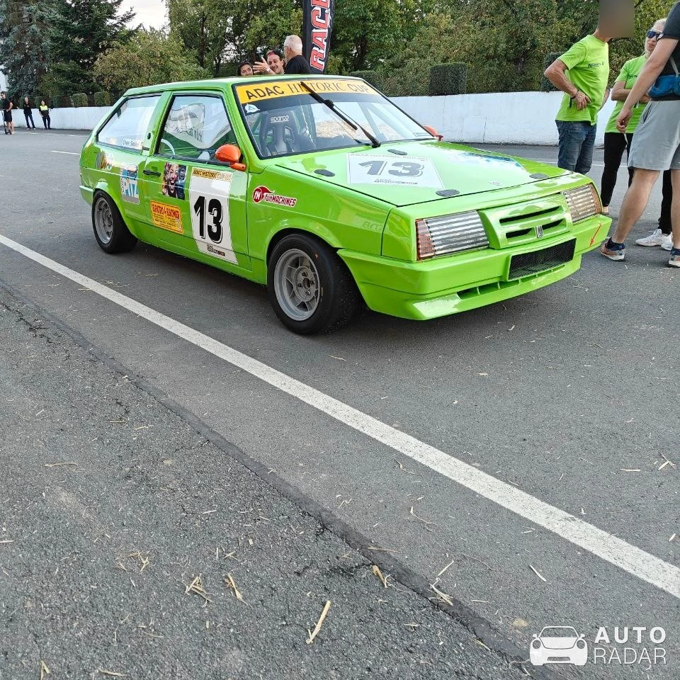 Lada Samara spotted