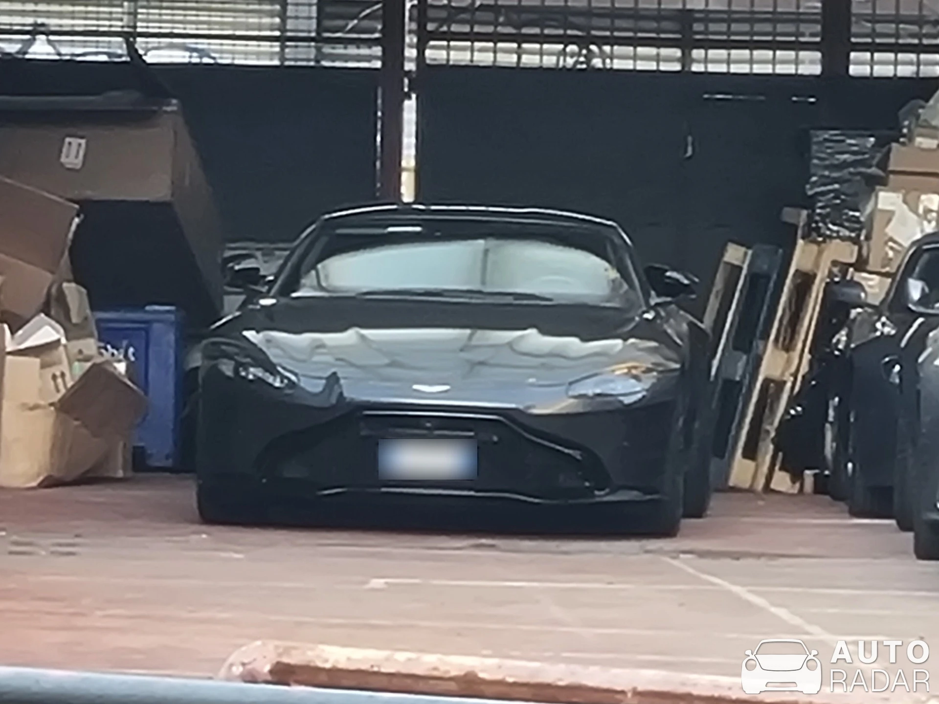 Aston Martin V8 spotted in Milano