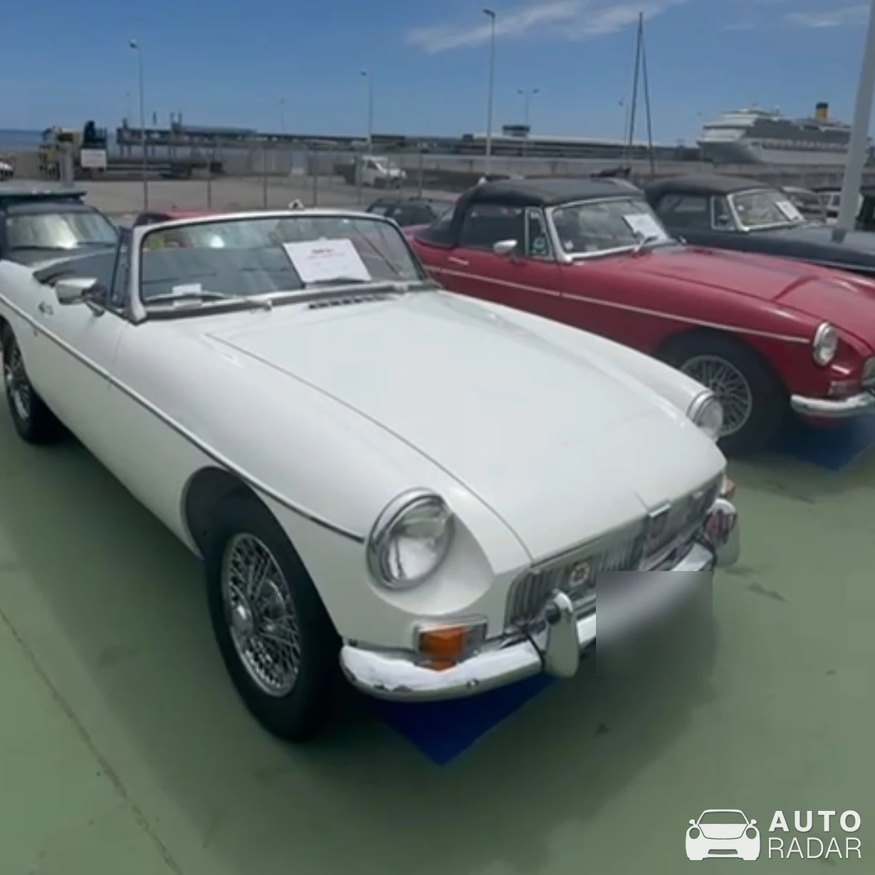 MG MGB spotted in Lisbon, Portugal
